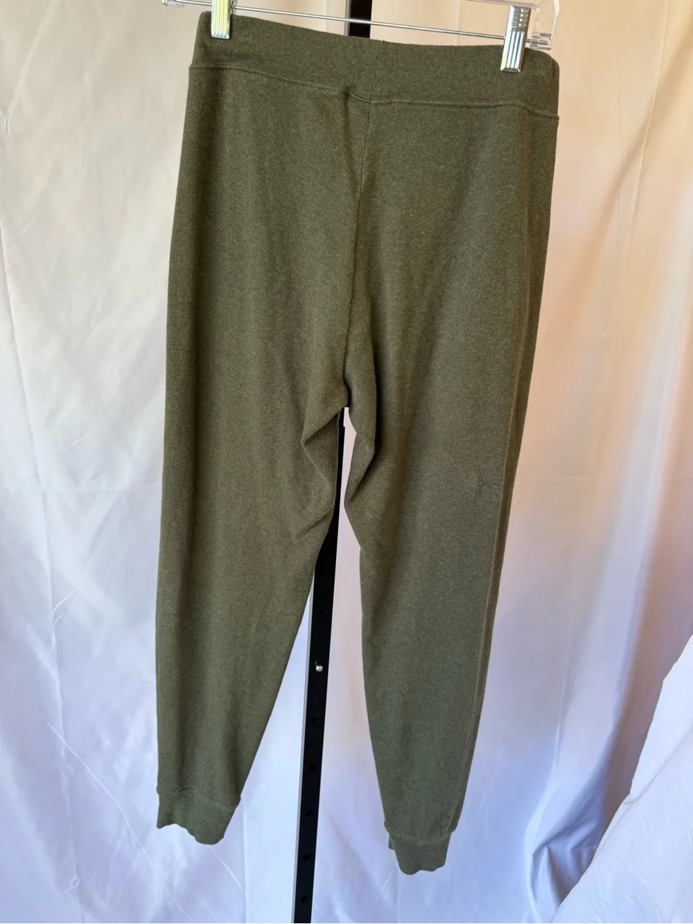Pact women’s S 100% cotton joggers green pull on waist pockets